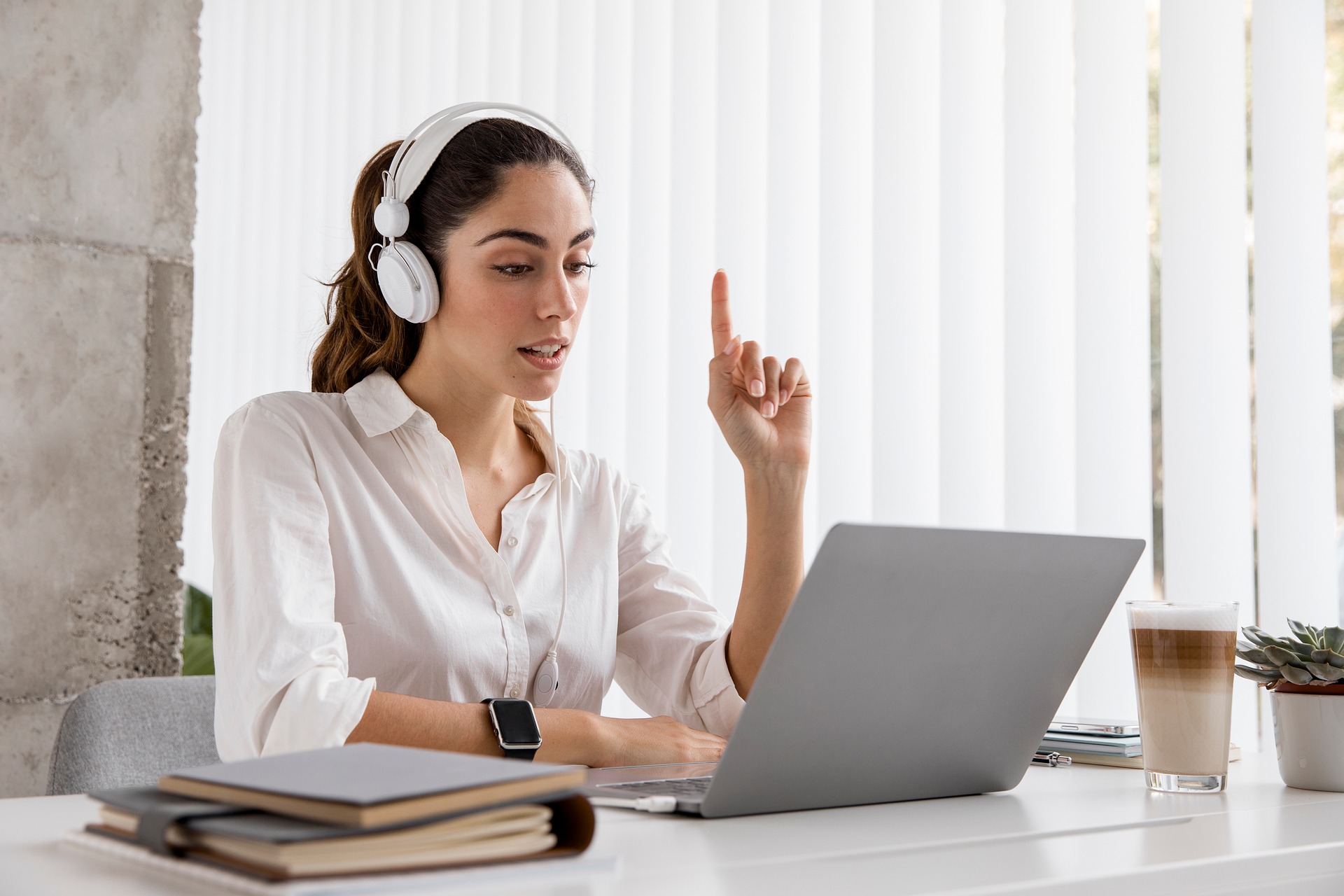 u_1mx30qjvv0-online-education-10357675_1920